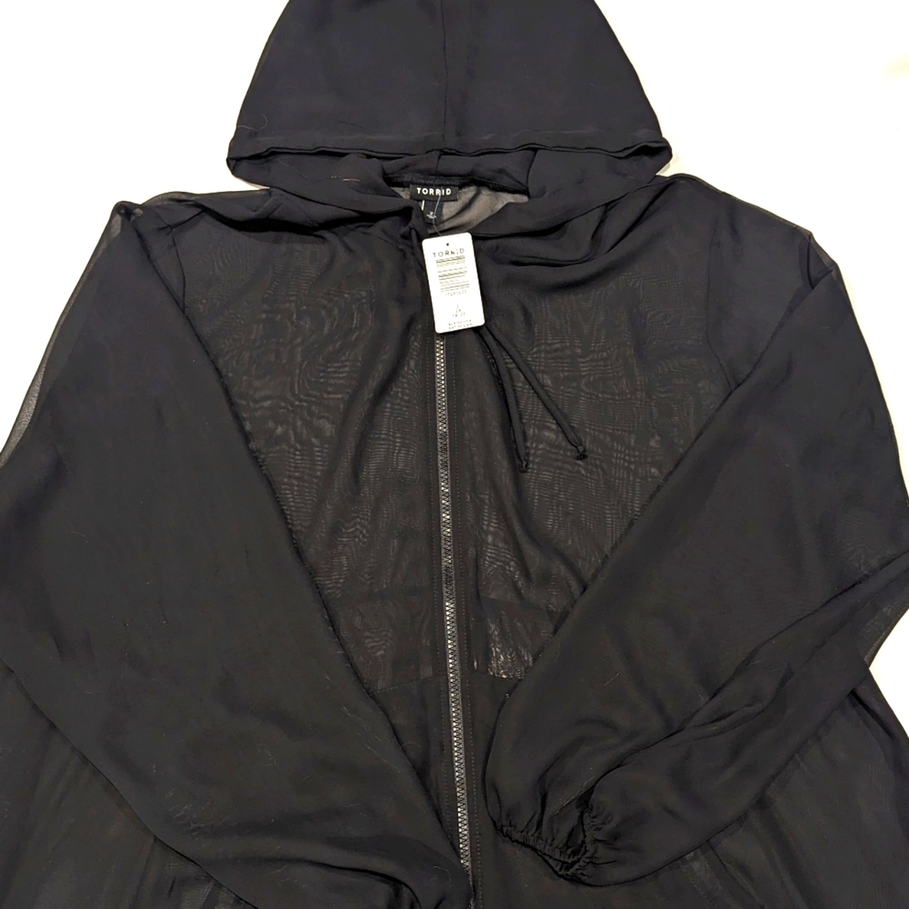 Torrid Size 2 New With Tags Sheet Bathing Suit Cover up